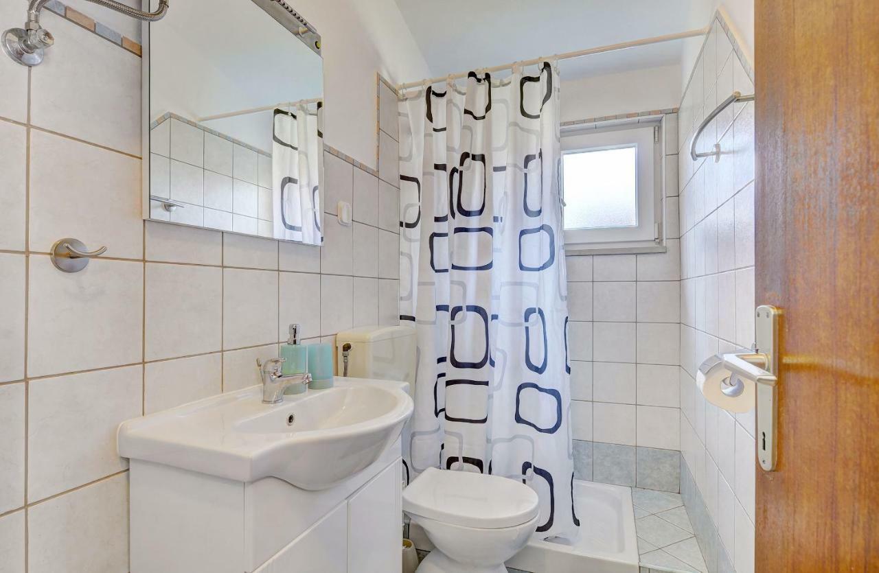 Adriatic Apartments Nada Fažana Екстериор снимка